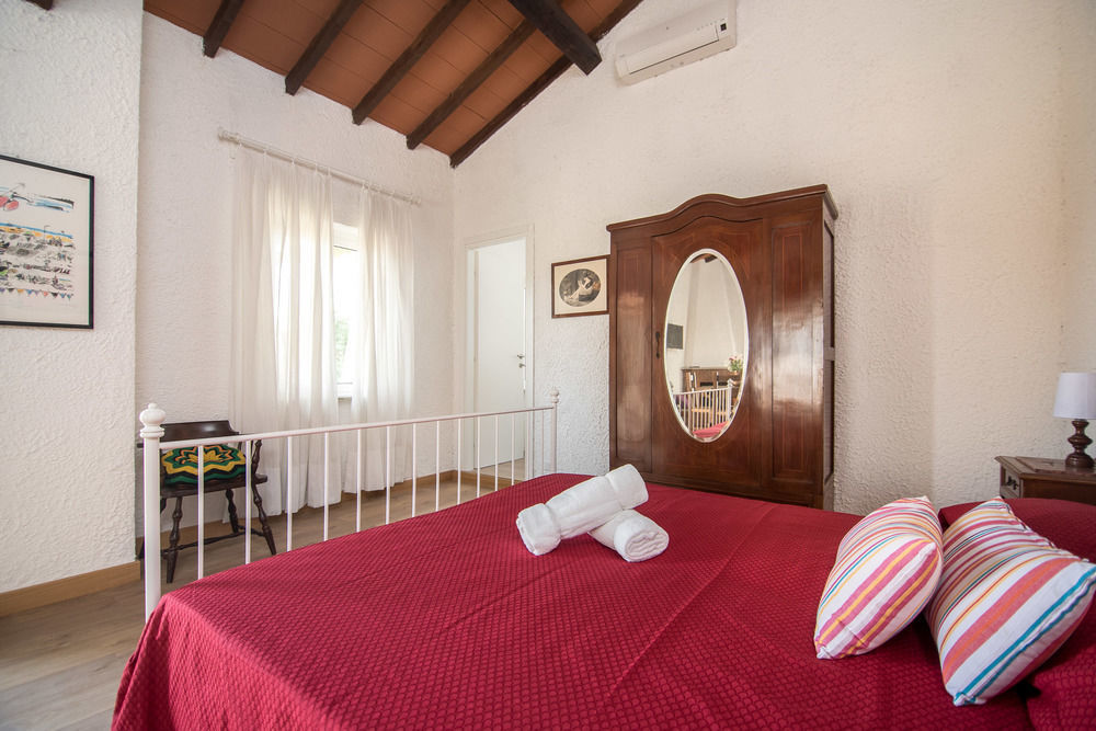 Bed and breakfast Degli Oleandri 2*